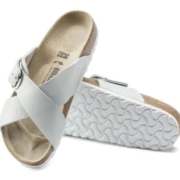 Birkenstock Shoes - Birkenstock White Silver Sandals Comfortable Footbed Stylish Design